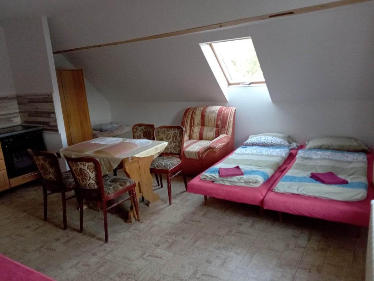 Apartmán Apartman Police nad Metují Exteriér fotografie